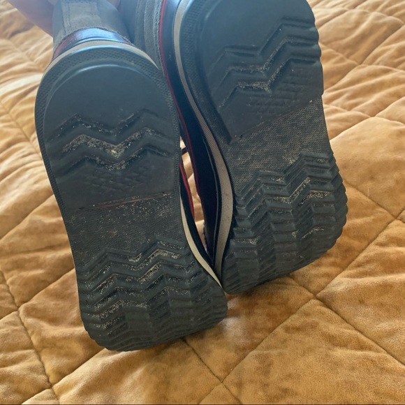 Sorel Kids Snow Boots Size 1 - Picture 9 of 9